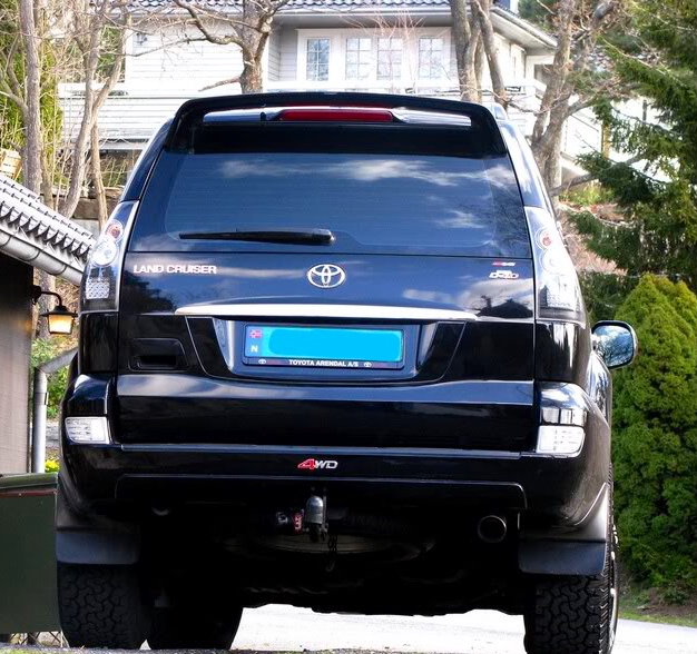 Toyota Landcruiser TTE Roof Spoiler Toyota Landcruiser TTE Roof Spoiler